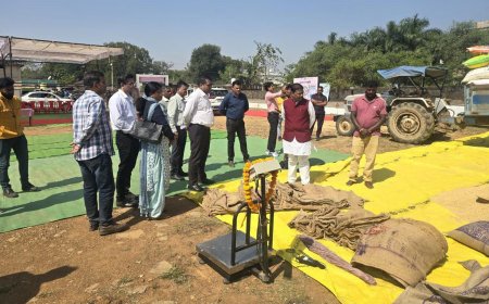 वन एवं सहकारिता मंत्री  श्री केदार कश्यप ने पल्ली धान खरीदी केंद्र का किया निरीक्षण, धान खरीदी सत्र का शुभारंभ –