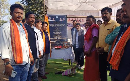 लोहण्डीगुड़ा ब्लॉक में 537.52 लाख रुपये की लागत से दो सड़क निर्माण कार्यों का सांसद कश्यप और विधायक गोयल ने किया भूमिपूजन–