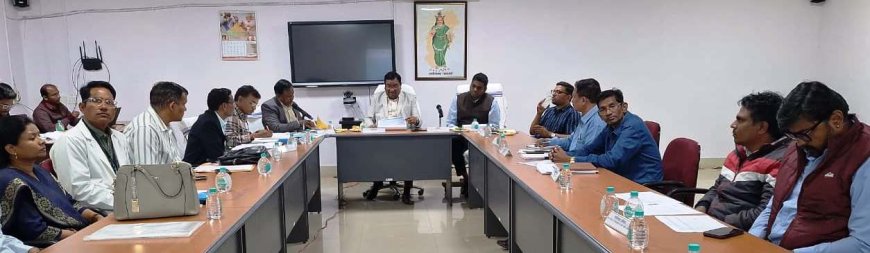 कलेक्टर का सख्त निर्देश 15 दिसंबर तक कार्मिक संपदा में डेटा अपडेट नहीं करने पर रूक सकता है दिसंबर का वेतन