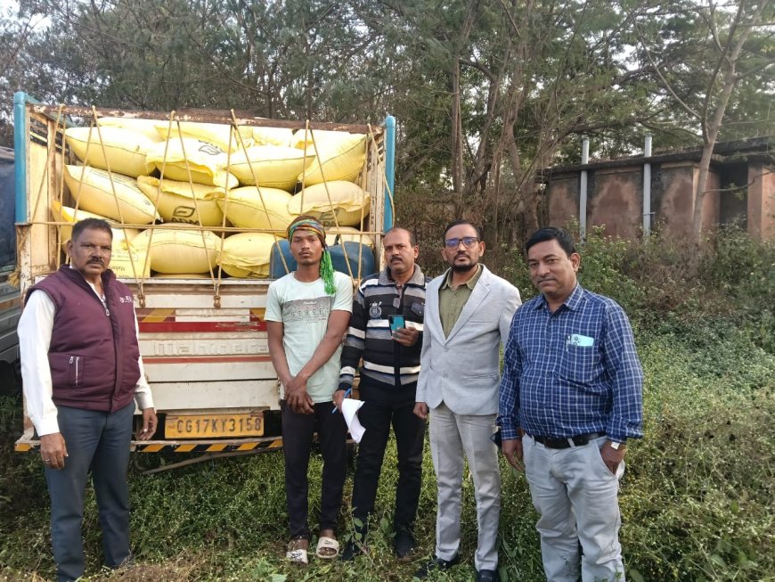 ओड़ीसा से छत्तीसगढ़ में अवैध धान तस्करी पर शिकंजा  , 30 क्विंटल धान और वाहन जब्त
