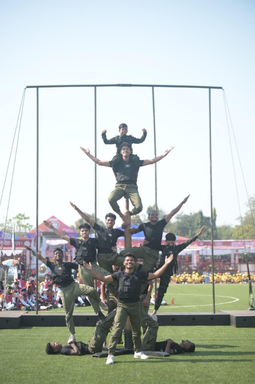 नारायणपुर के मलखम्भ खिलाड़ियों ने बस्तर ओलम्पिक में किया हैरतअंगेज प्रदर्शन–